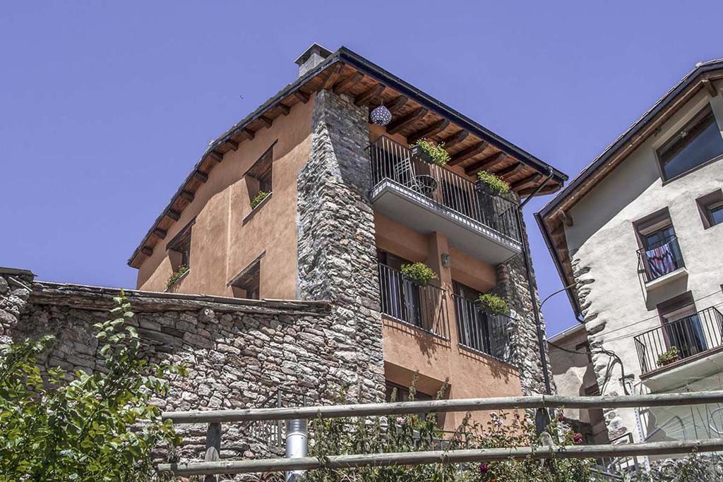 Cal Pastisser De Taus Exterior photo